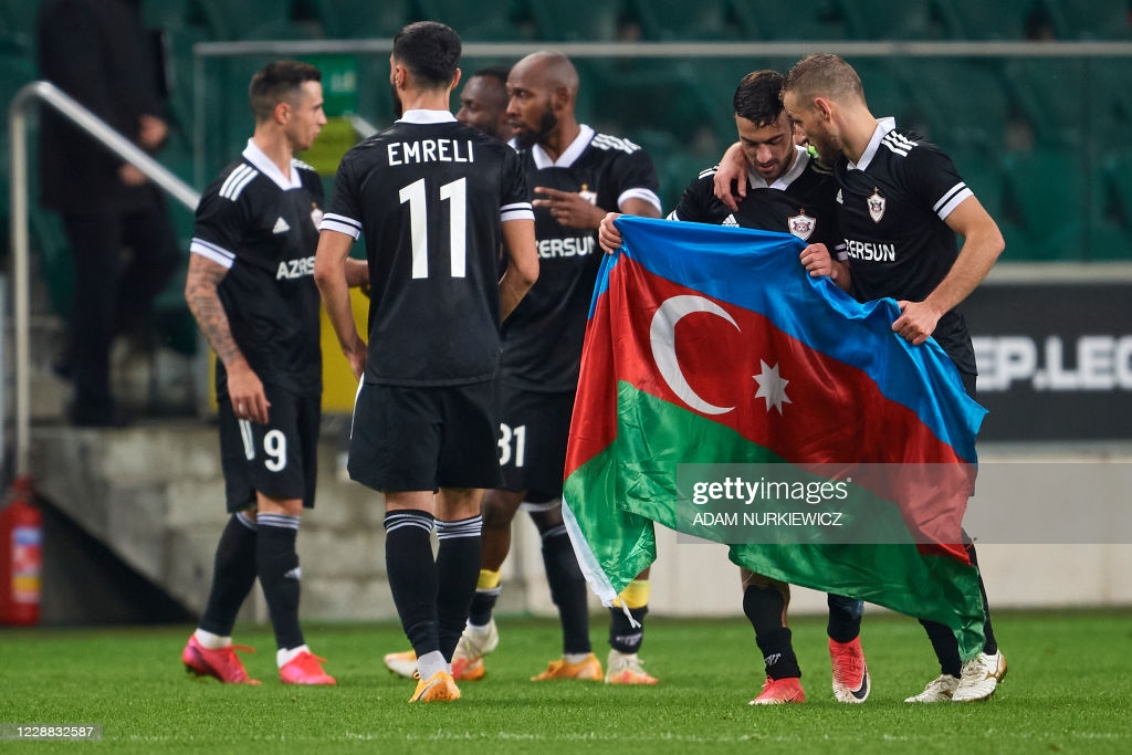 Rəşad Sadıqovun ardından daha bir futbolçu... - KİM KİMİ SEÇİB?