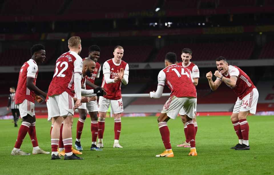 "Arsenal" Londonda 3 xalı 3 qolla qazandı - VİDEO
