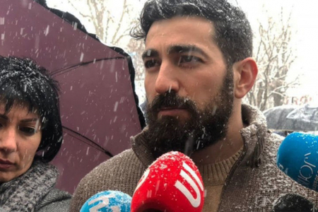 “Atam Qarabağa getdi, ancaq ona məhəl qoymadılar” - Koçaryanın oğlu