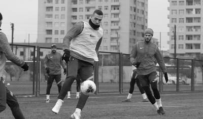 "Neftçi”dən ağ-qara SON FOTOREPORTAJ