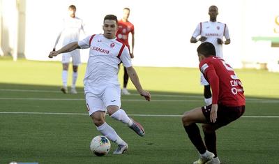 Aldıqları pula, oynadıqları futbola bax! -