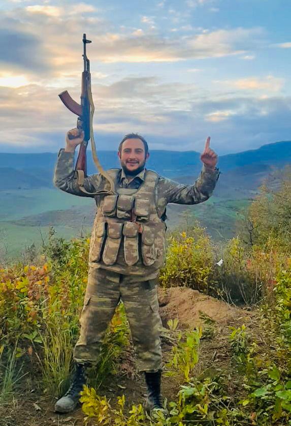 İLKİN FİKRƏTOĞLU HAZIRLADI: "Partlayışın küləyi bizi irəli tulladı" - VİDEOSÜJET