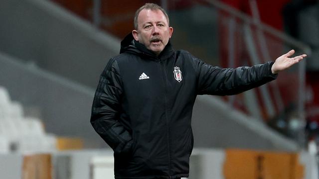 "Beşiktaş" Sergen Yalçınla müqaviləni 2 il uzadır