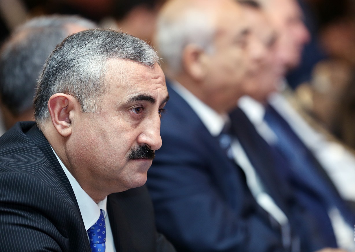 Nazim kim, siz kim… - İlkin Fikrətoğlunun VİDEOSÜJETi
