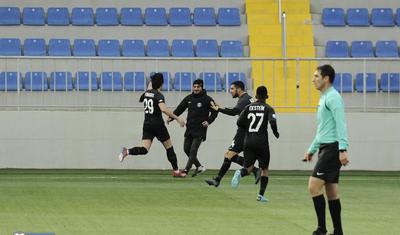Azərbaycan futbolunda varlı ilə kasıb kəllə-kəlləyə gələndə…