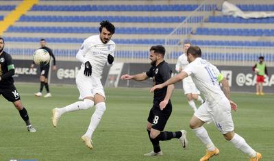 Azərbaycan futbolunda varlı ilə kasıb kəllə-kəlləyə gələndə…