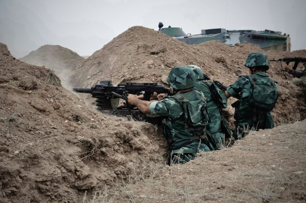 “Rusiya Ermənistana silahlanmada kömək edir”