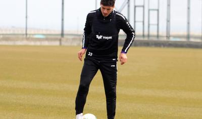 "Sumqayıt"da bir neçə yeni futbolçu -