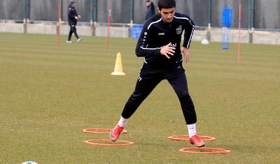 "Sumqayıt"da bir neçə yeni futbolçu -
