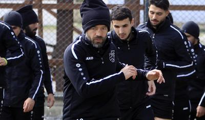 Abbasov "Sumqayıt"ı 1.5 saat işlətdi -