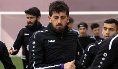 "Neftçi"yə görə dayanmadan çalışanlar -