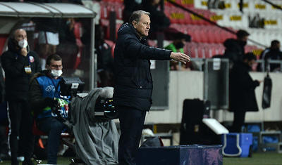 Azərbaycanlı futbolçular, bu Qətərin arxasınca baxma! -