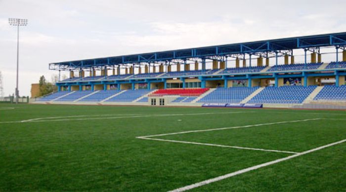 Azərbaycanda nazirlik balansındakı stadionu nəzarətsiz qoydu