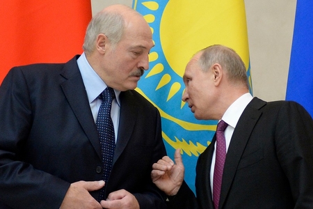 Qarabağdakı vəziyyəti müzakirə etdi - Putin və Lukaşenko