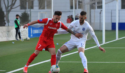 Premyer Liqada qəsəbə futbolu -