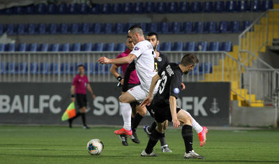 Azərbaycanlı futbolçu al-qan içində -