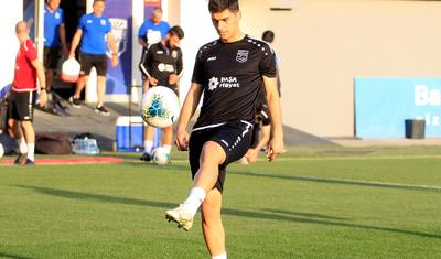 "Sumqayıt" gözünü yoldan çəkdi, o, döndü -