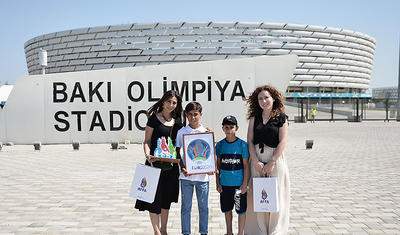 FOTO: AFFA uşaqlara hədiyyə etdi - AVRO-2020-nin biletlərini
