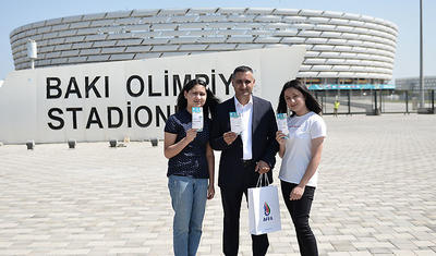FOTO: AFFA uşaqlara hədiyyə etdi - AVRO-2020-nin biletlərini