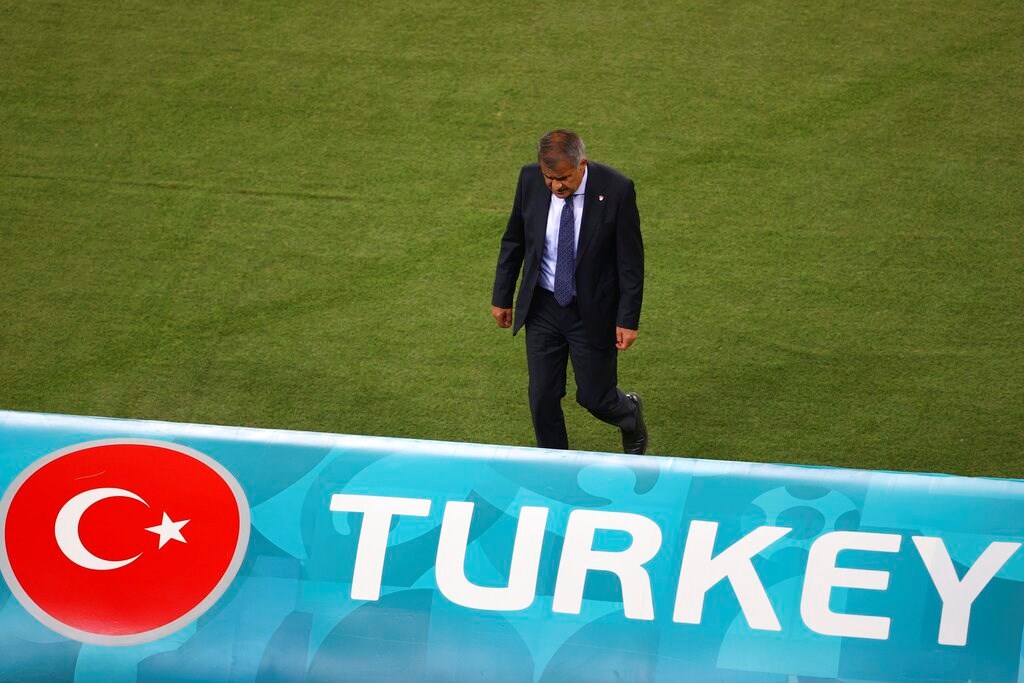 Şenol Güneş Bakıda dedi: "Mən futbolçulara inanıram, Türkiyə də inansın"