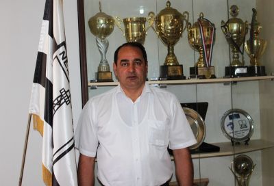 Sadıq Sadıqov baş məşqçini klubdan göndərdi