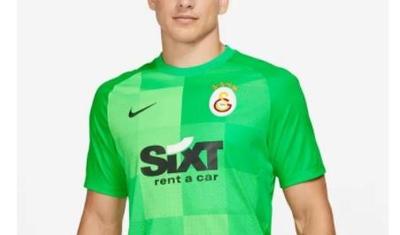 “Qalatasaray” yeni formalarını təqdim etdi -