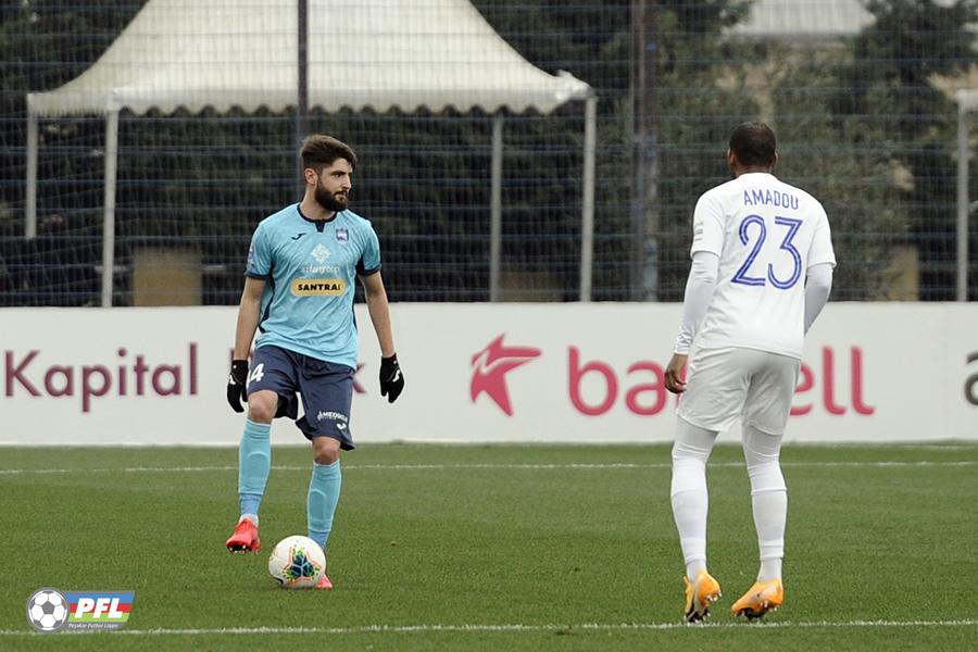 Yunan “Neftçi”dən bu futbolçunu nişan verdi: “Ondan ehtiyatlı olun”