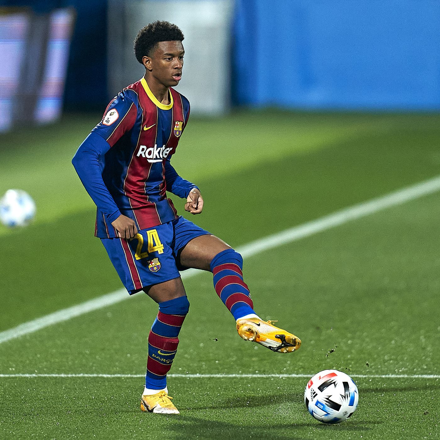 “Barselona”da 500 milyonluq 17 yaşlı futbolçu