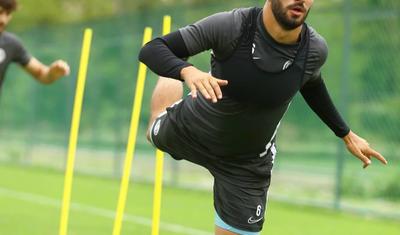 Azərbaycanlı futbolçular qonşu torpağında -