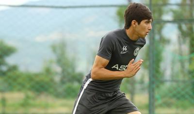 Azərbaycanlı futbolçular qonşu torpağında -
