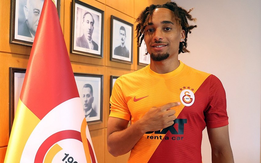 "Qalatasaray" fransalı müdafiəçi transfer etdi