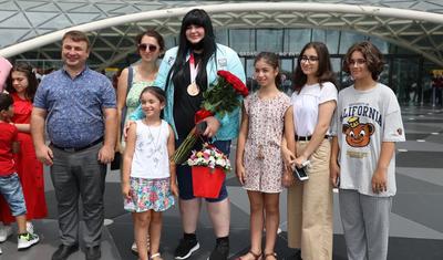 Olimpiadadakı ilk medalçımız Bakıda belə qarşılandı