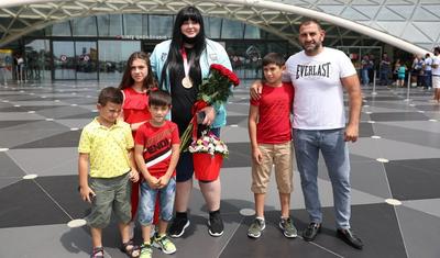 Olimpiadadakı ilk medalçımız Bakıda belə qarşılandı