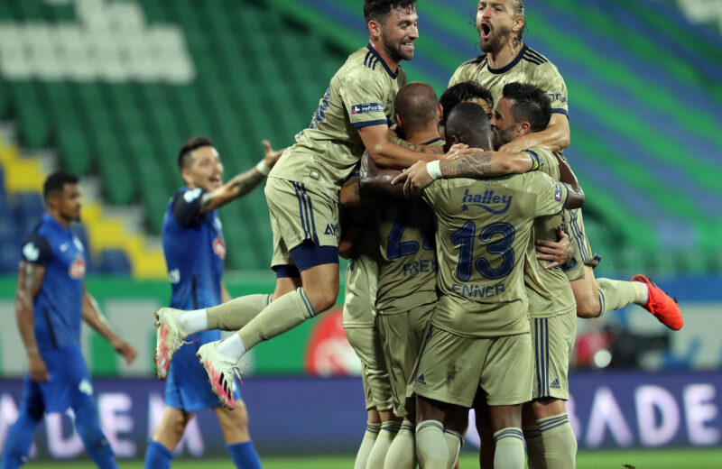 Daha 2 tanınmış futbolçu heyətdən kənarlaşdırıldı – “Fənərbaxça”da