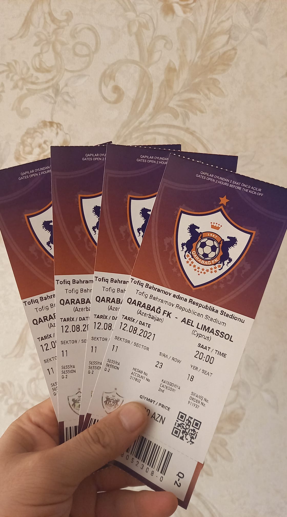 "Qarabağ"da satış davam edir – Bir şəxs cəmi üçünü ala bilər