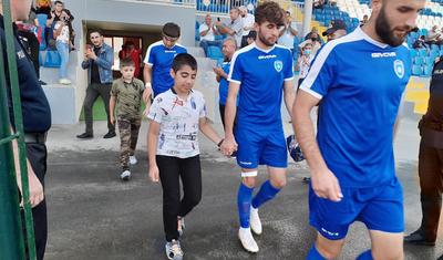 Tovuzlu futbolçulardan şəhid övladlarına böyük ehtiram -