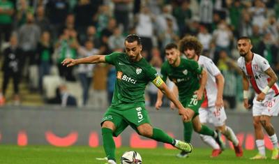 Namiq “Bursaspor”da BOMBA kimi "partladı", iki dəfə…