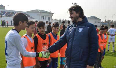 "Bizdə futbolçulara nəzarət çox güclüdür"