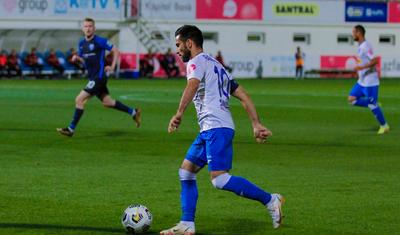 İki qəsəbə arasında "soyuq futbol" -