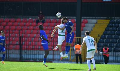 Namiq "Bursaspor"a penalti qazandırsa da...