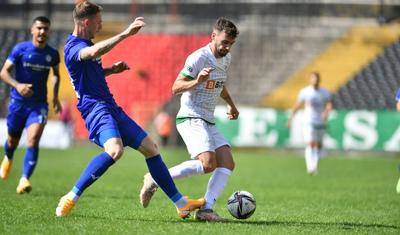 Namiq "Bursaspor"a penalti qazandırsa da...