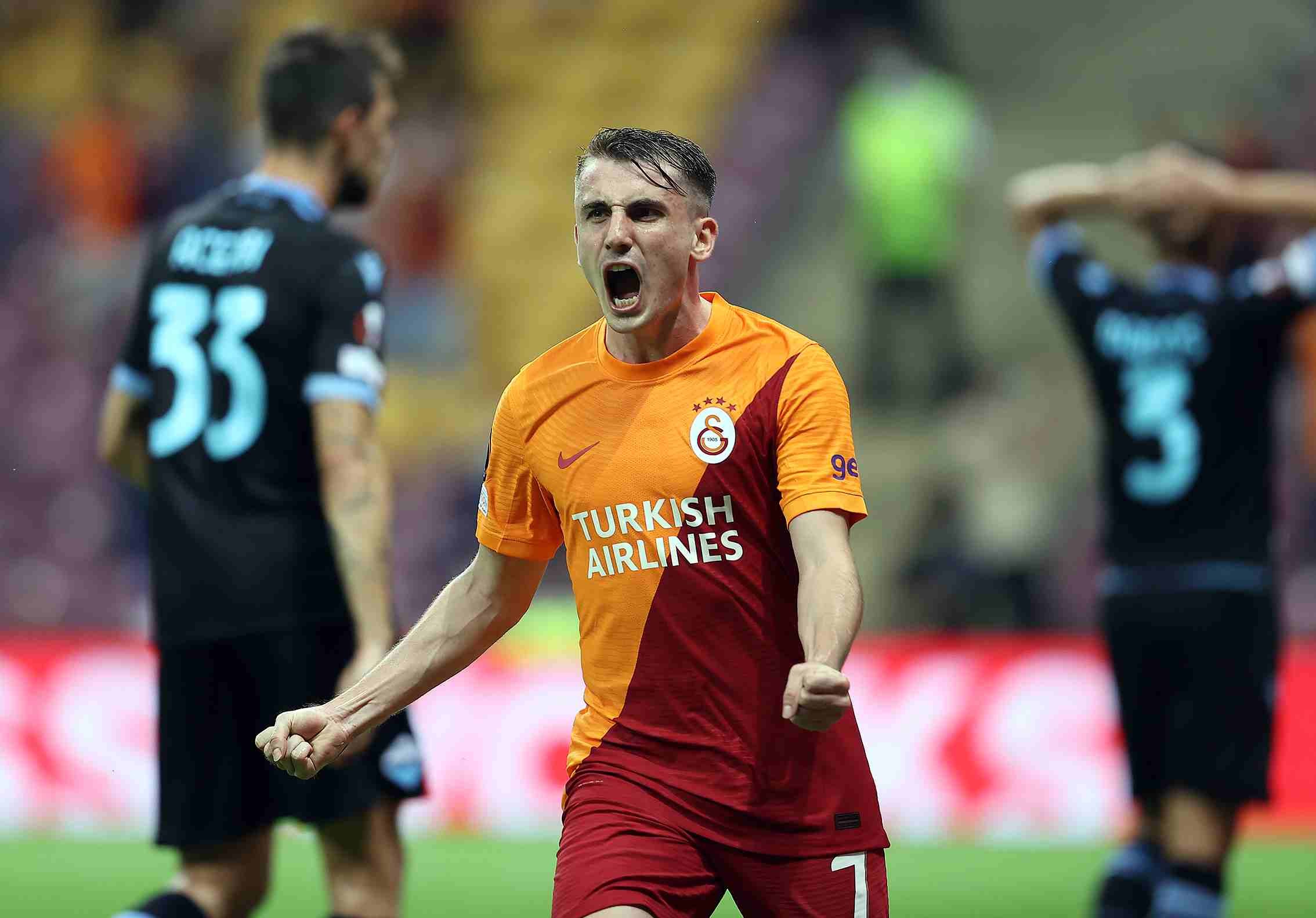"Qalatasaray"lı vinger Bundesliqa klublarının TRANSFER SİYAHISINDA