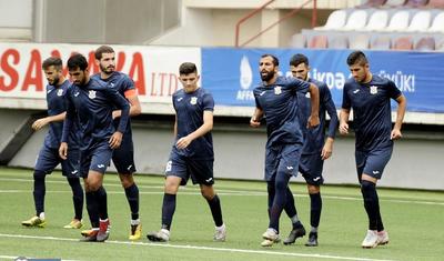 Divizionda da hakimi söyən var -