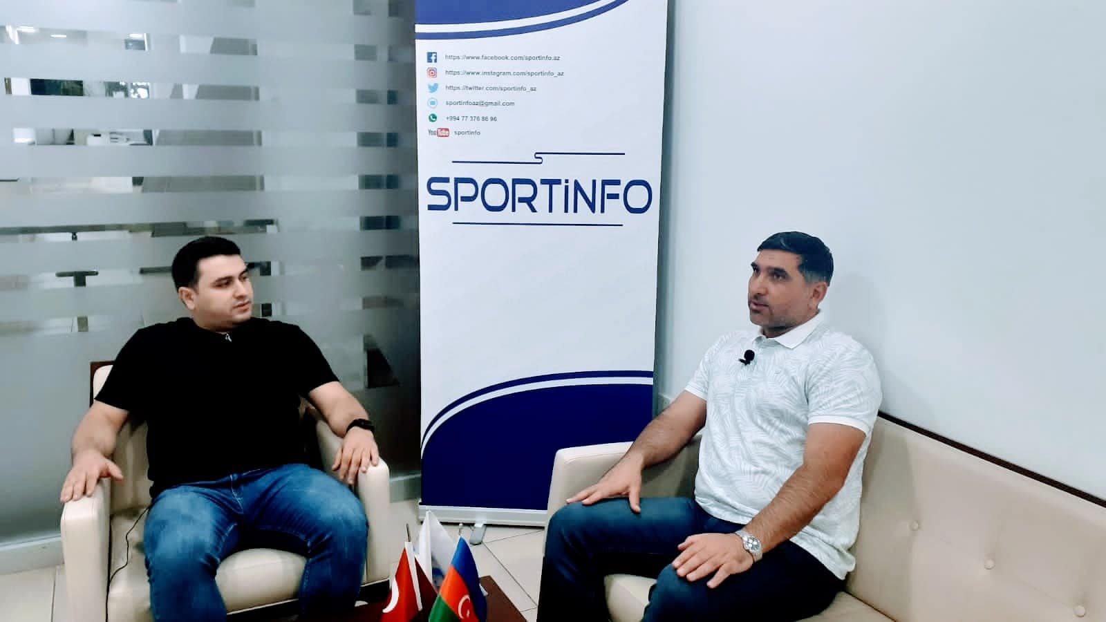 "SPORTİNFO TV": "Qalatasaray"a azarkeşlik edən azərbaycanlı - VİDEO