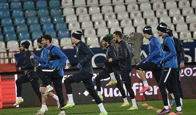 Millimizin futbolçuları Belqradın soyuğunda tər axıtdı -