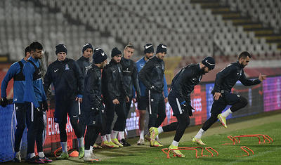 Millimizin futbolçuları Belqradın soyuğunda tər axıtdı -