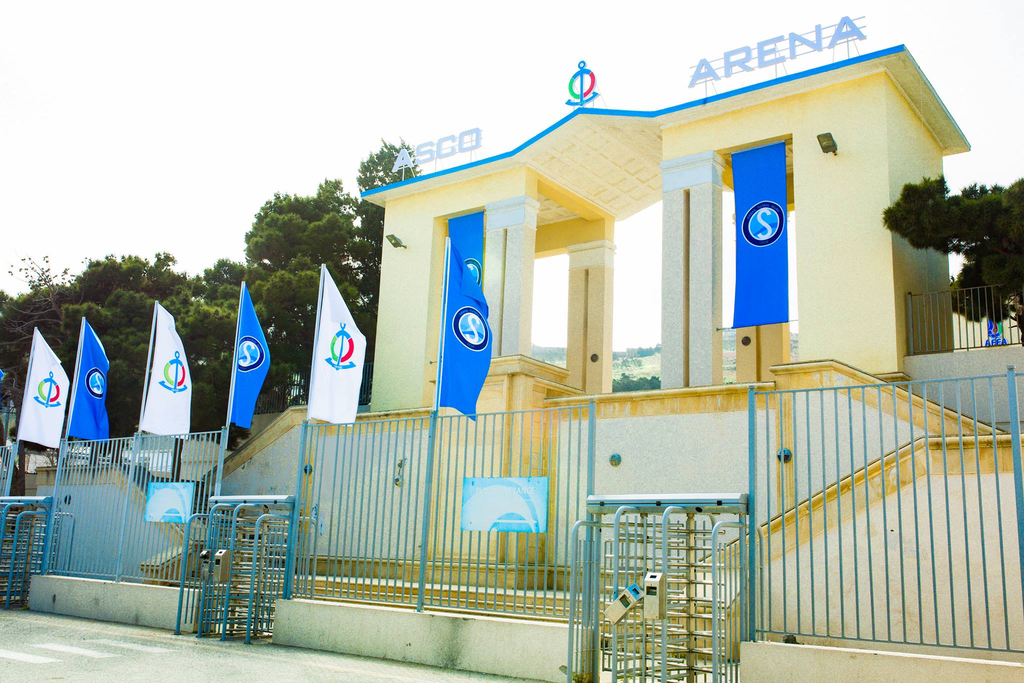 Klub rəhbərliyi futbolçuların “ayağına gəldi“, xahiş etdi ki…