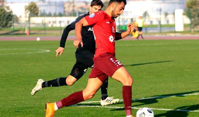 Çəkilin kənara, qarşımı kəsməyin -