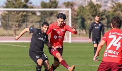 Çəkilin kənara, qarşımı kəsməyin -