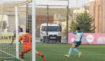 "Qarabağ"ın arxasınca düşən "Zirə" yüksəlişdə -